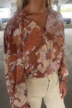 Load image into Gallery viewer, Brown Floral Bubble Sleeve Top