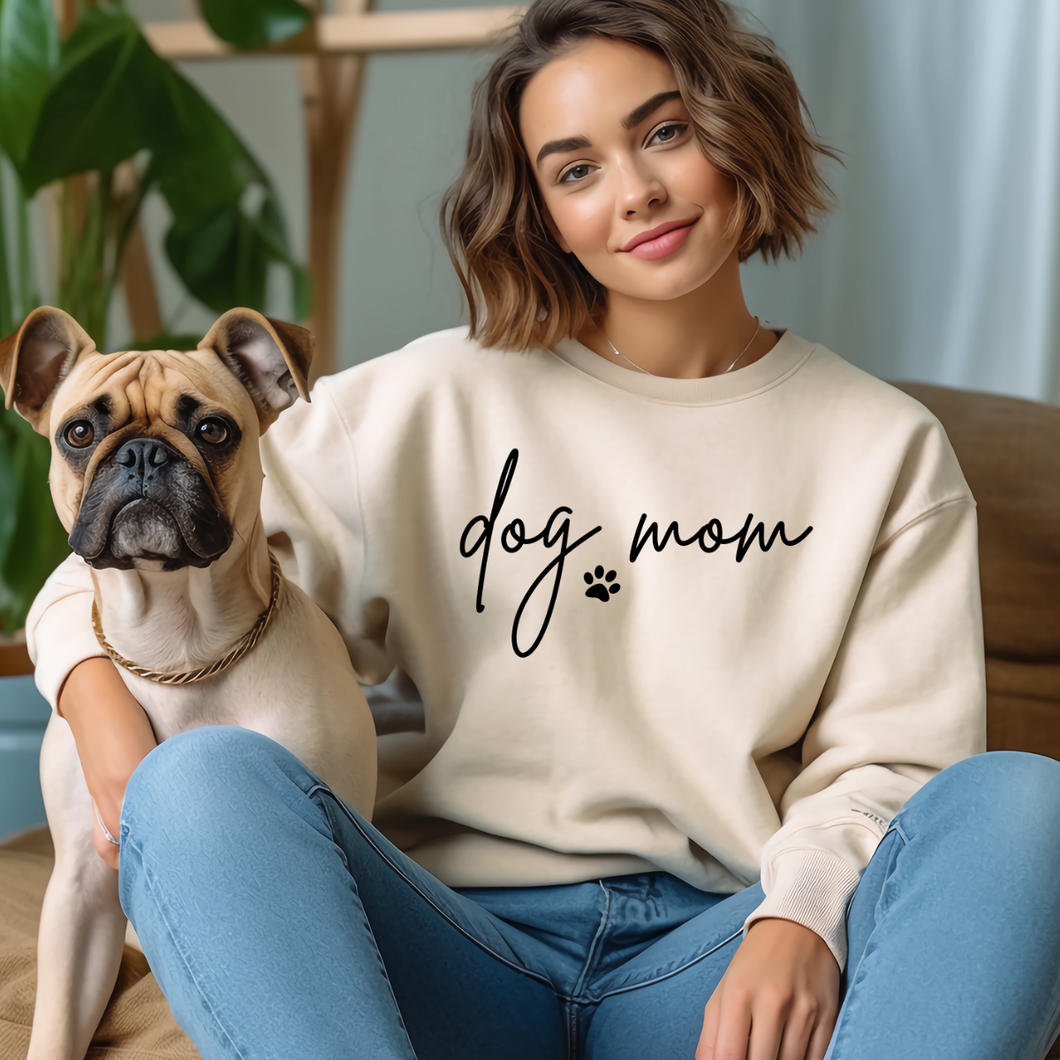 Dog Mom Graphic Sweatshirt