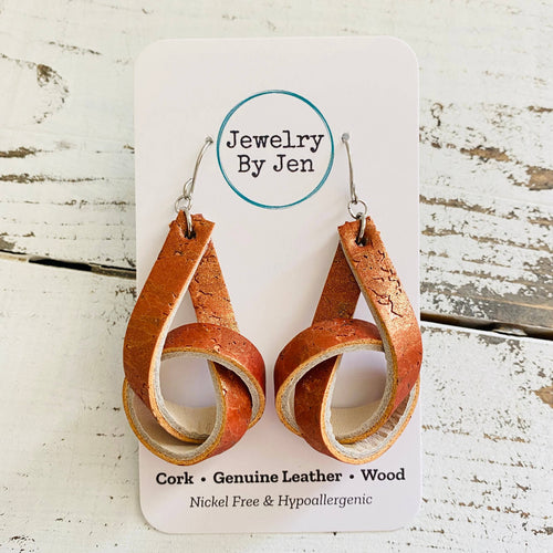 Knot Earrings: Pearlized Rust Cork Earrings